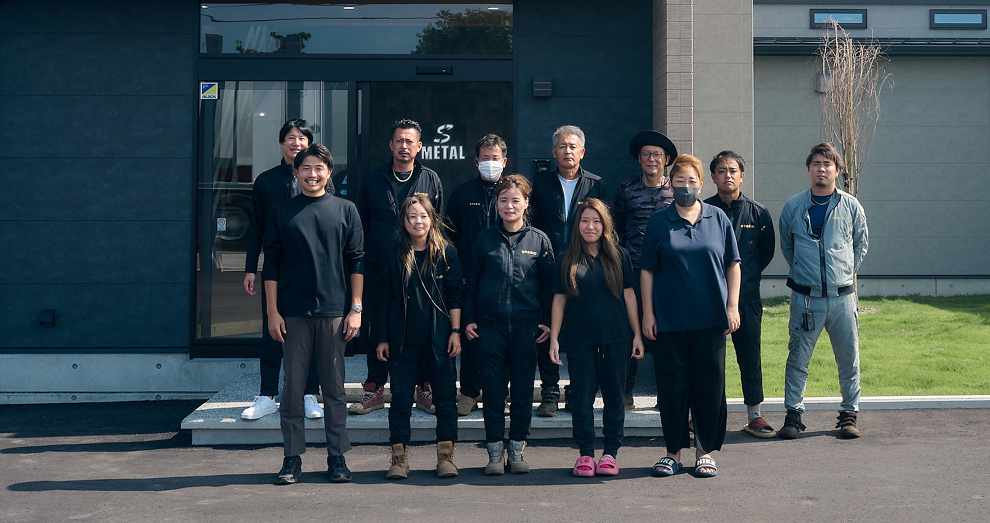 スタッフ集合写真